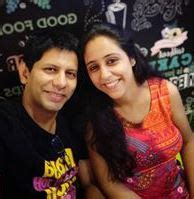 akash banerjee wife